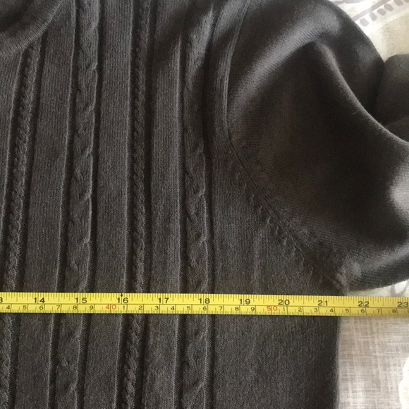 NWOT Gray cardigan sweater - Picture 7 of 9
